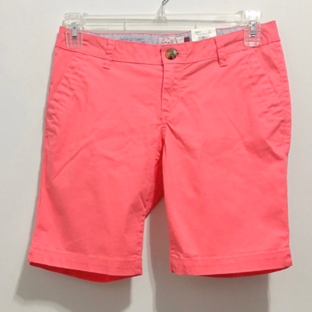 NWT SO Bermuda Salmon Pink Bermuda Shorts